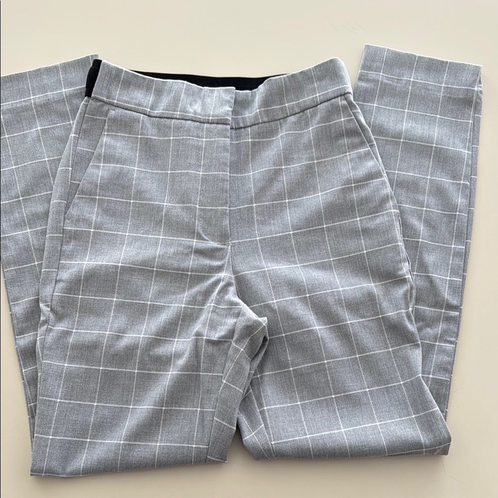 Gray Checkered Women’s Pull On Trousers